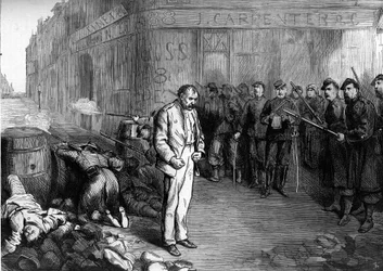 De Parijse Commune in 1871. Een federe (communard) gevangen genomen op de hoek van Montmartre en Aboukir straten wordt blootgesteld aan het vuur van een barricade die de federes hebben opgeworpen. Zijn kameraden hadden de barricade verlaten, hij kon vlucht
