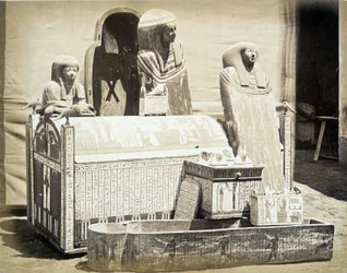 Archeologische standbeelden gevonden in Egypte - in 