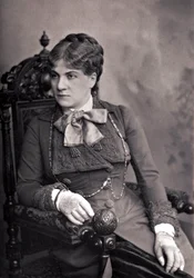 Mme Alix-Marie PASCA (1836-1906) - Portret van Alix Pasca, Franse komiek. Fotografie eind 19e eeuw