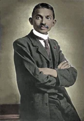 Portret van politiek leider Mohandas Karamchand Gandhi (1869-1948), bekend als de Mahatma, Indiaas politiek en spiritueel leider