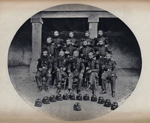 Portret van de brandweerlieden van de 22e linie