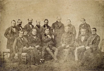 Het Congres van Parijs was een vredesconferentie die in 1856 in Parijs, Frankrijk, werd gehouden tussen vertegenwoordigers van de grote mogendheden in Europa om vrede te sluiten na de bijna drie jaar durende Krimoorlog - Krimoorlog (1853-1856): gezanten di