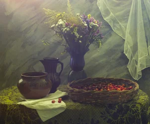 Stemmige bloemen en kersen