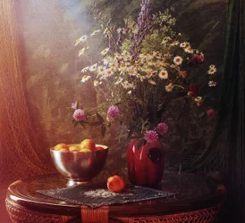 Stilleven met wilde bloemen en perziken