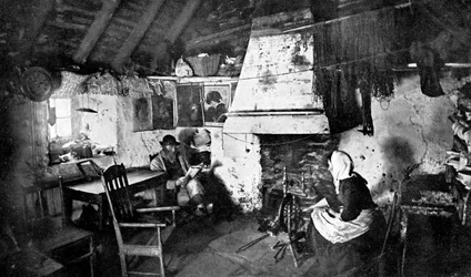 Interieur van een crofters cottage, Shetland, Schotland, 1924-1926