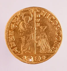 Gouden munt (zecchino of sequin) van de Republiek Venetië: bewind van doge Nicolò Contarini (1630-1631). Diameter: 3,4 cm. Rome, Museo Nazionale delle Terme