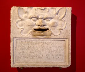Mond van de Waarheid (Bocca di Leone) (marmer)