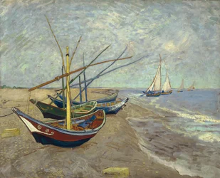 Vissersboten op het strand bij Les Saintes-Maries-de-la-Mer