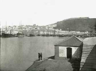 De stad en haven van Malaga, Spanje