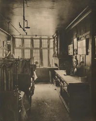 Grillrestaurant op de eerste verdieping van de Cock met uitzicht op Fleet Street, circa 1935
