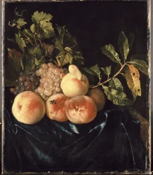 Stilleven met perziken en druiven