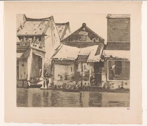 Woningen langs een rivier in Batavia met een vrouw die kleding wast