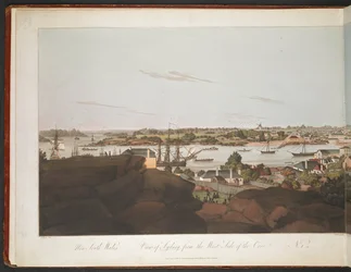 Uitzicht vanaf Sydney op de westkant van de baai.