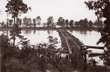 Pontonbrug over de James River, ca. 1864