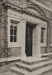 Deur, The Broad, Hellingly, Sussex (zwart-wit foto)