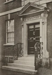 Deur, Wimborne, Dorset (zwart-wit foto)
