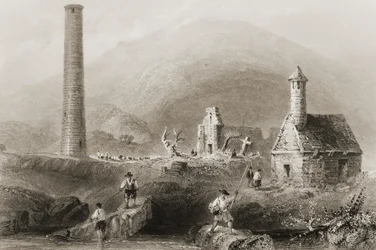 De ruïnes van Glendalough, County Wicklow, Ierland, uit 
