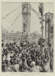 Het koninklijk bezoek aan Ierland, de hertog en hertogin van York passeren het Albert Memorial in Belfast