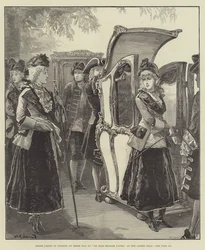 Drie dames van mode op weg naar Ye Olde English Fayre, in de Albert Hall