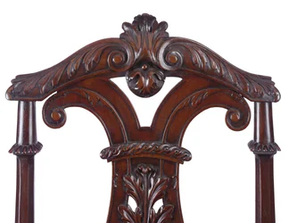 Detail van een paar halstoelen uit de tijd van George II, uitgevoerd door James Moore de Jongere, ca. 1727-31