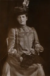 Alexandra, Koningin-Gemalin van Koning Edward VII van het Verenigd Koninkrijk, 1905