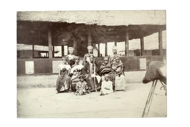 Inheemse Hoofden en Harem, Mendi land