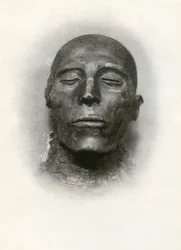 Hoofd van de mummie van Seti I, Oud-Egyptische farao van de 19e dynastie, ca. 1279 v.Chr., 1926