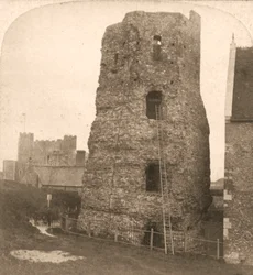 De oude Pharos van Dover, Romeinse vuurtoren, Engeland, 1900