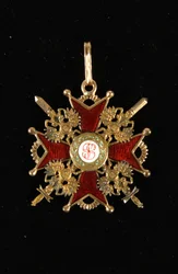 Het insigne van de Orde van Sint Stanislaus, Derde Klasse
